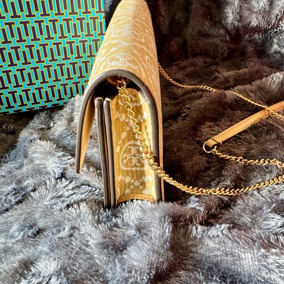 Tory Burch T Monogram Raffia Gold Chain purse Natural - Picture 6 of 12